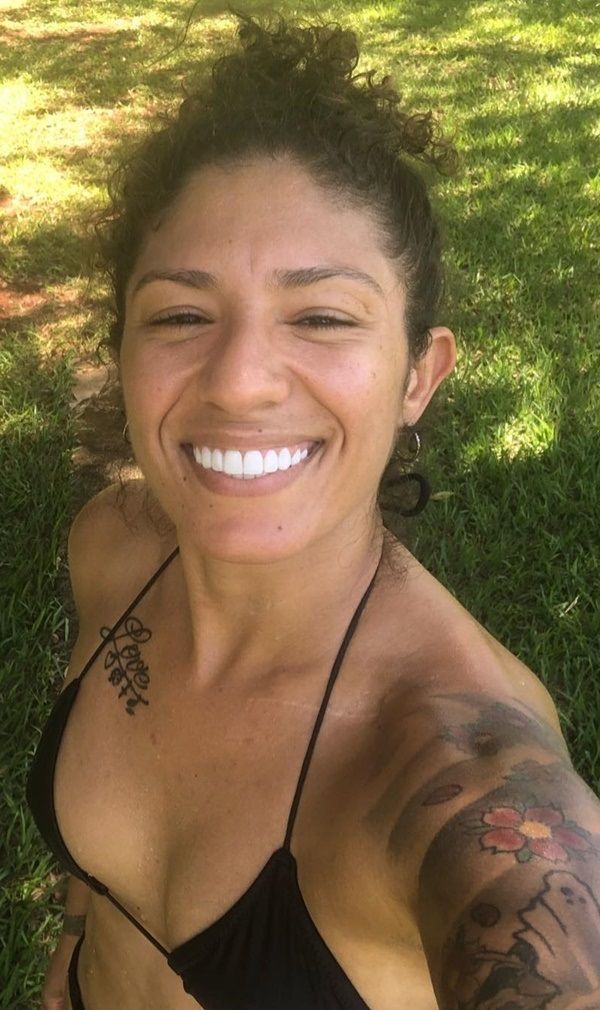 Jogadora Cristiane Rozeira - Fotos nua e pelada