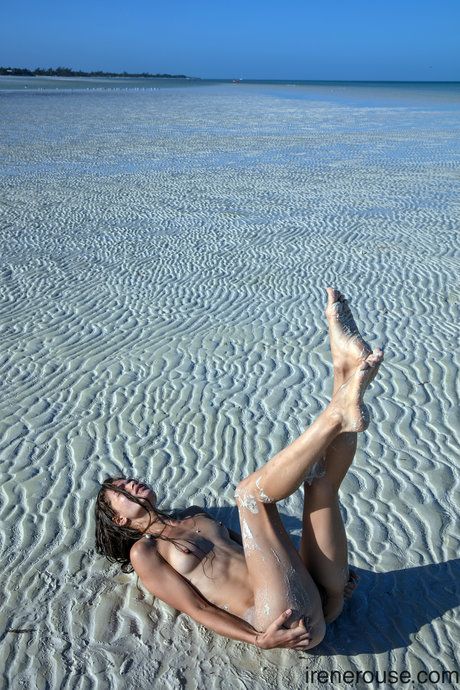 As melhores fotos de homens nus com rolas duras-5