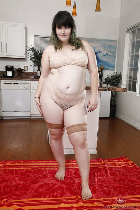 Fotos de mulher pelada da cintura pra baixo-2