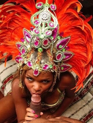 Fotos das mulheres nuas das escolas de samba
