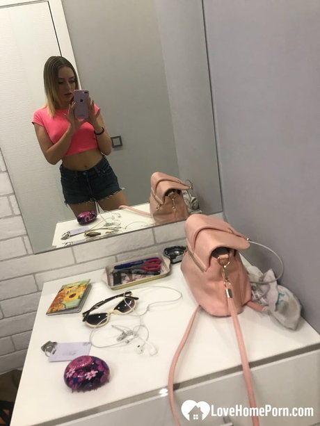 Mulher mostrando a bunda porno foto-8