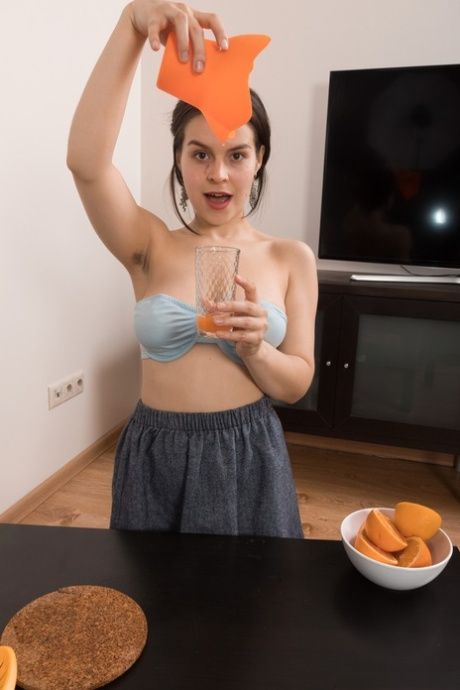 Loira gaucha ex bbb nua playboy fotos-3