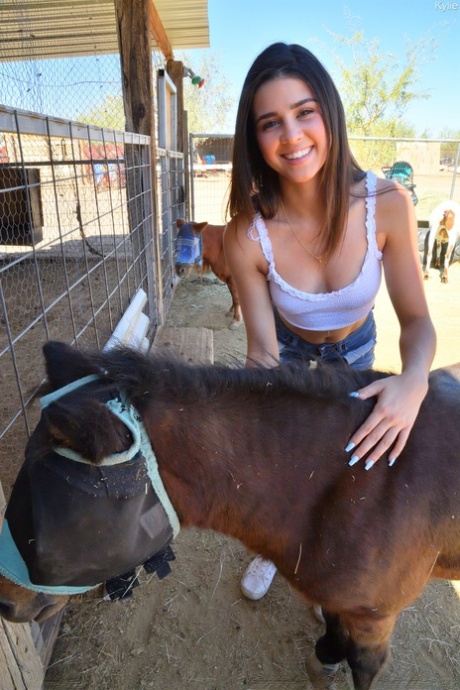 Fotos de mulheres famosa nuas mostrando a buceta-13