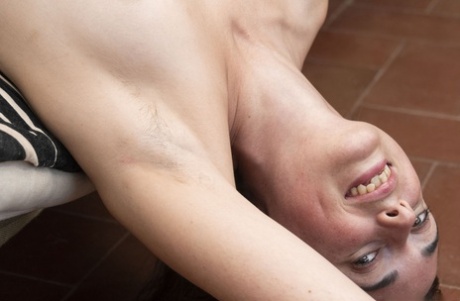 Fotos de massagem no pau com oleo-10