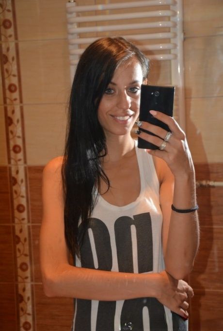 Fotos caseiras de ludmilla de biquini-4